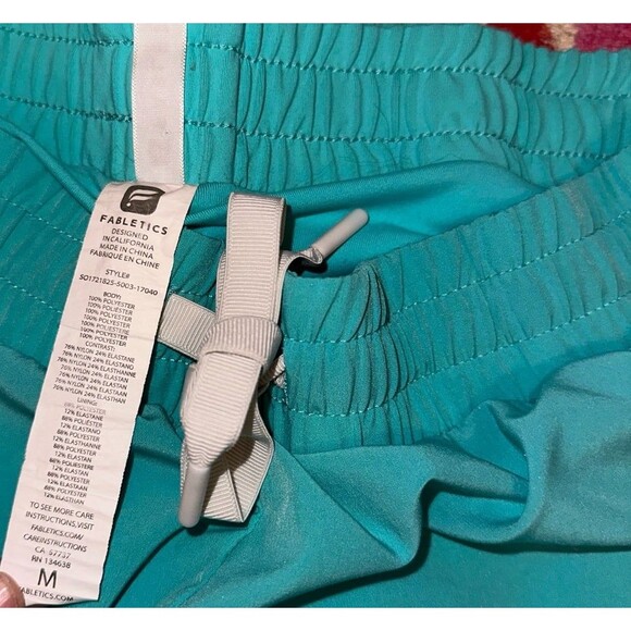Fabletics teal running shorts - Picture 2 of 5